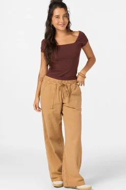 Alyssa Solid Top