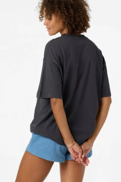 Ariah Hawaii Oversized Tee