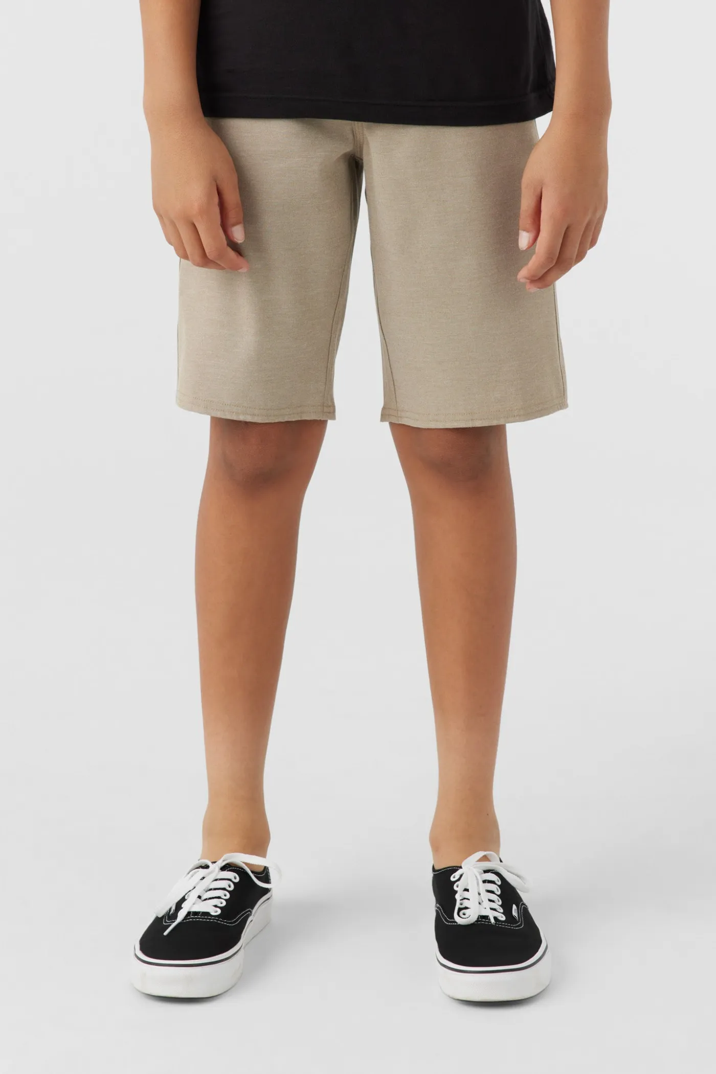 Boy's Reserve Light Check 18" Hybrid Shorts