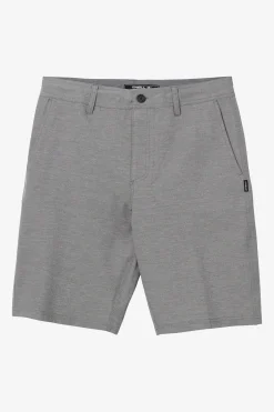 Boy's Reserve Light Check 18" Hybrid Shorts