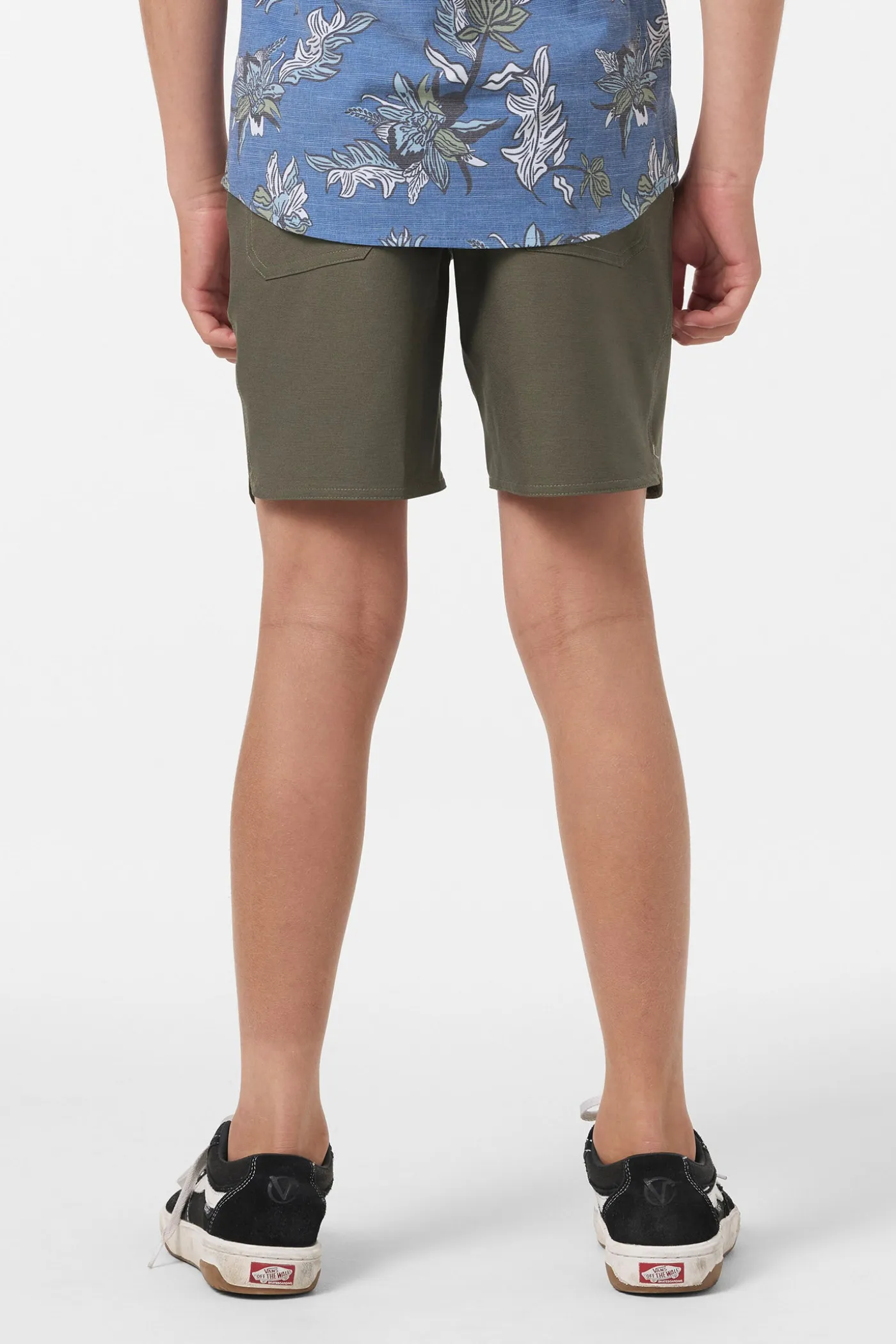 Boy's Utility Scallop Hybrid 16" Hybrid Shorts