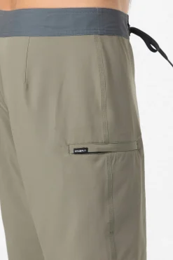 Hyperfreak Heat Solid 19" Boardshorts