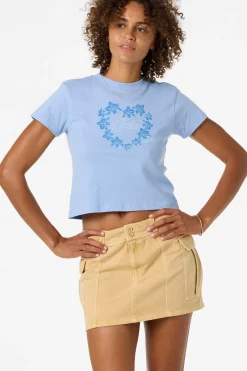 Leah Hawaii Fitted Tee