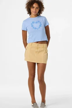Leah Hawaii Fitted Tee