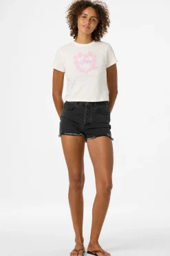 Leah Hawaii Fitted Tee