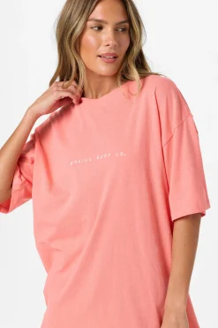 Linear Scape Oversized Tee