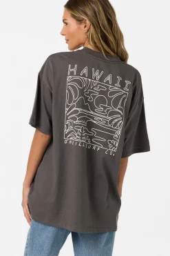 Linear Scape Oversized Tee