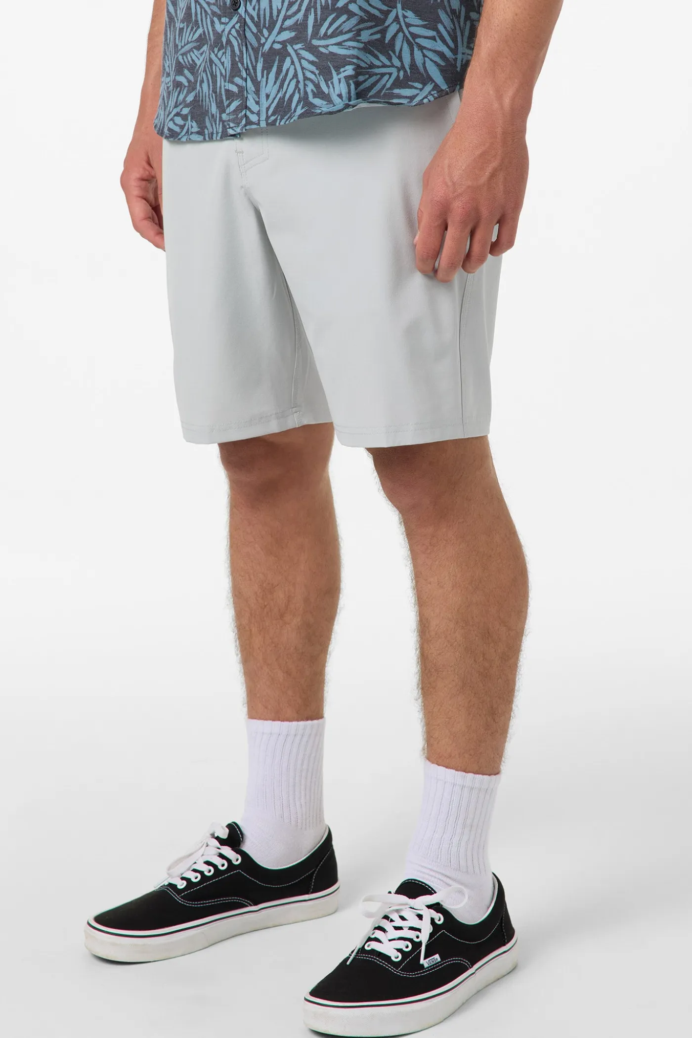Reserve Heather 19" Hybrid Shorts