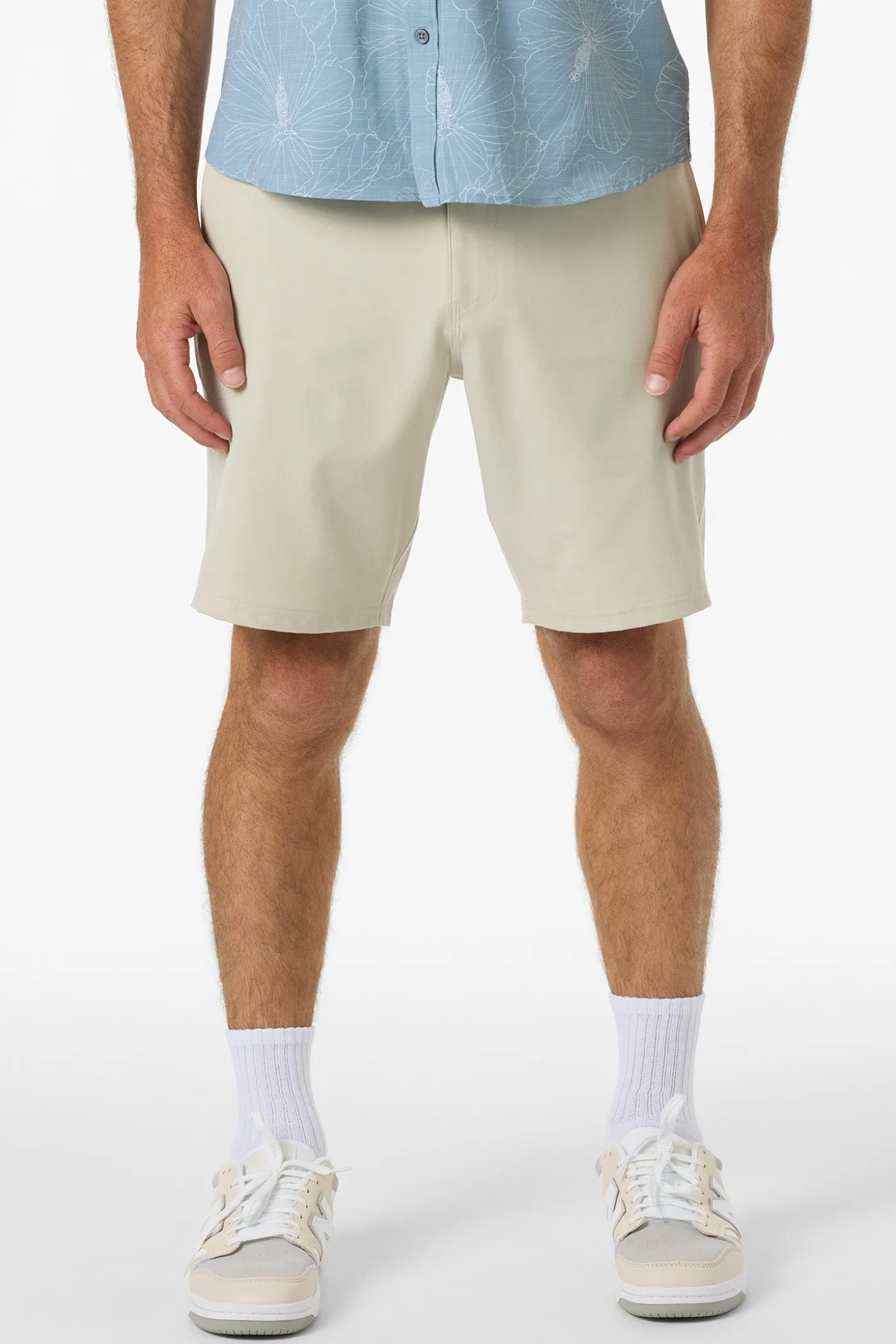 Reserve Light Check 19" Hybrid Shorts