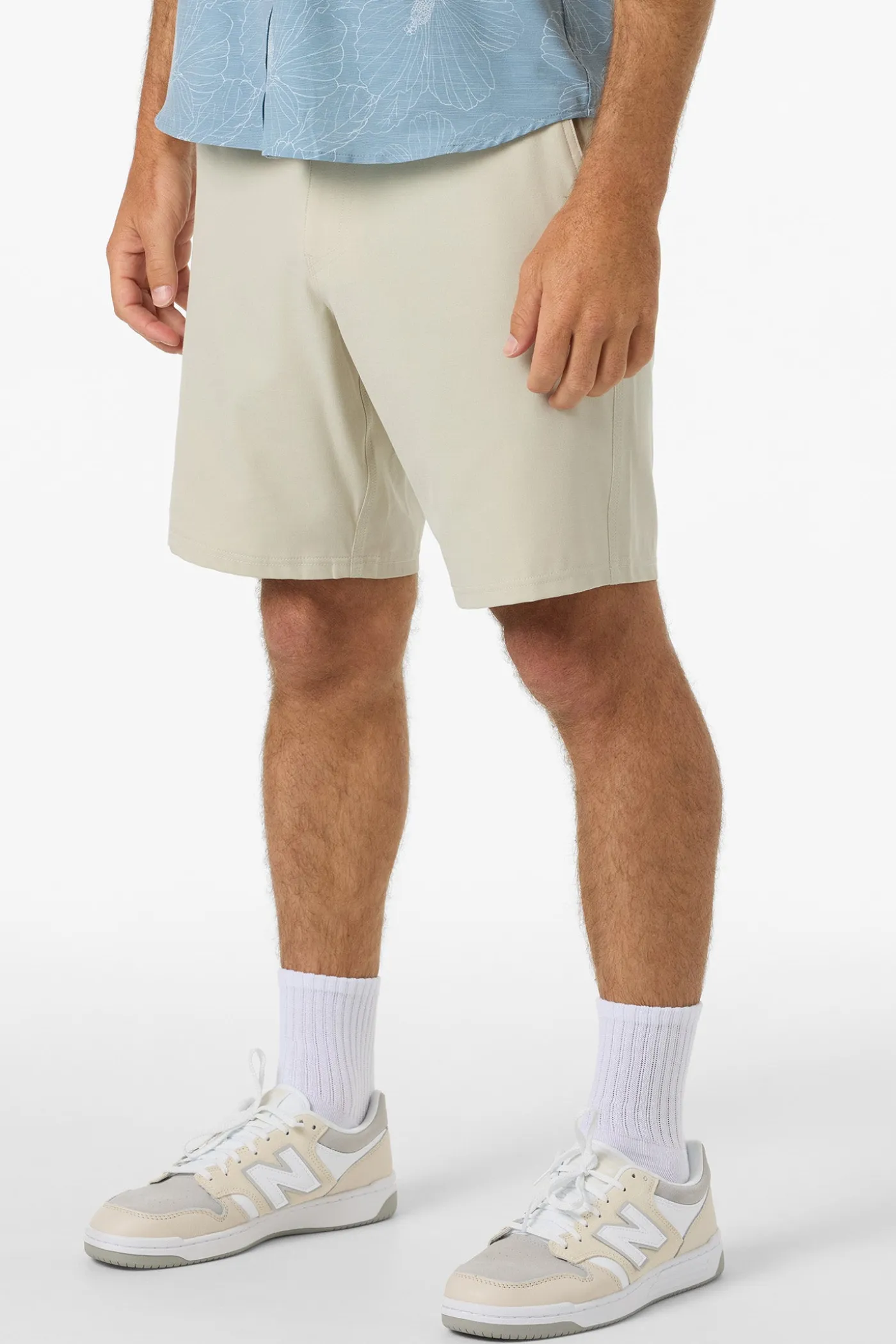 Reserve Light Check 19" Hybrid Shorts