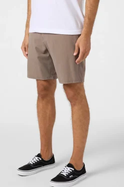 Reserve Light Check 19" Hybrid Shorts