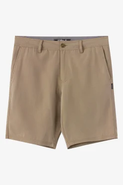 Reserve Light Check 19" Hybrid Shorts