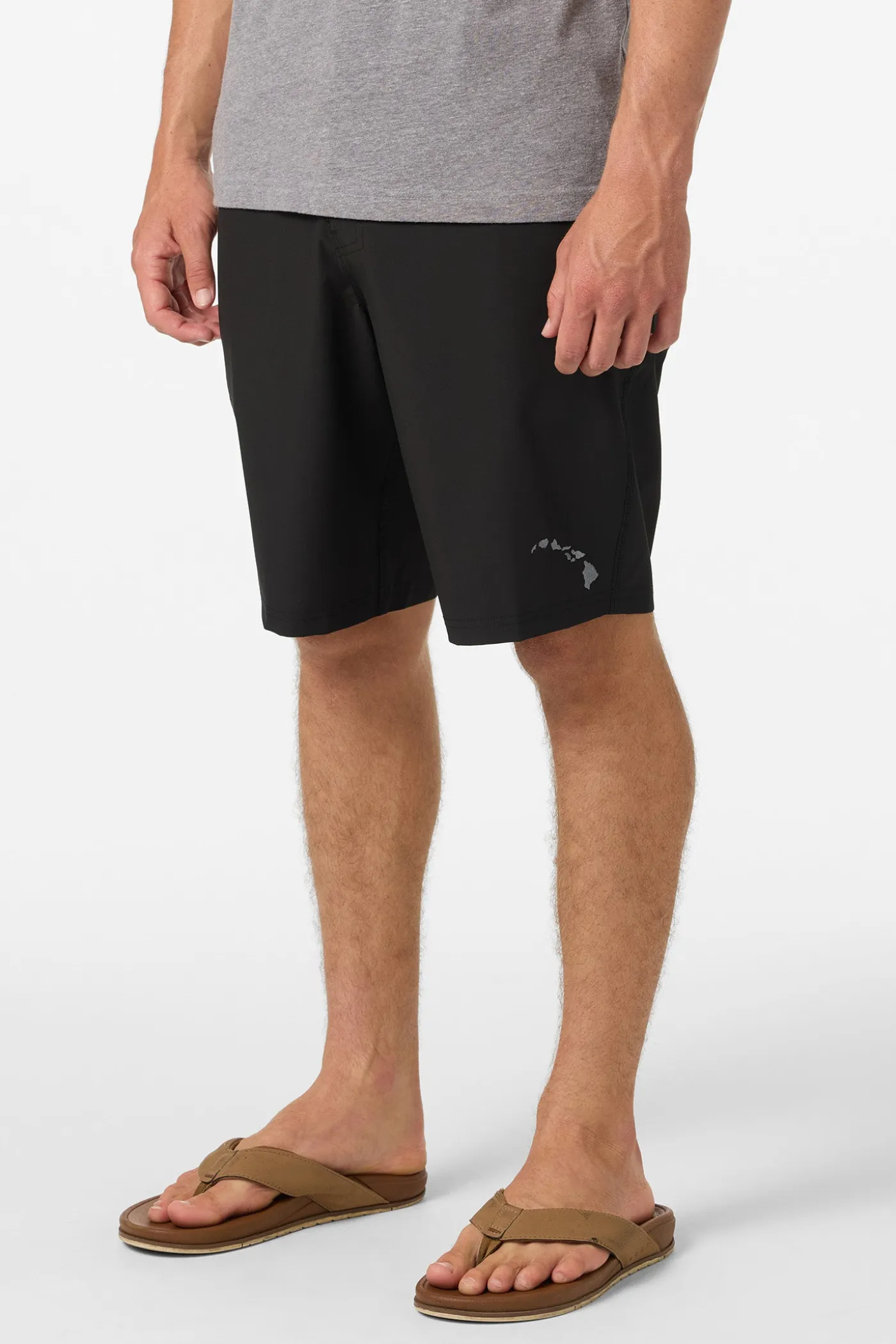 Reserve Solid Hawaii 20" Hybrid Shorts