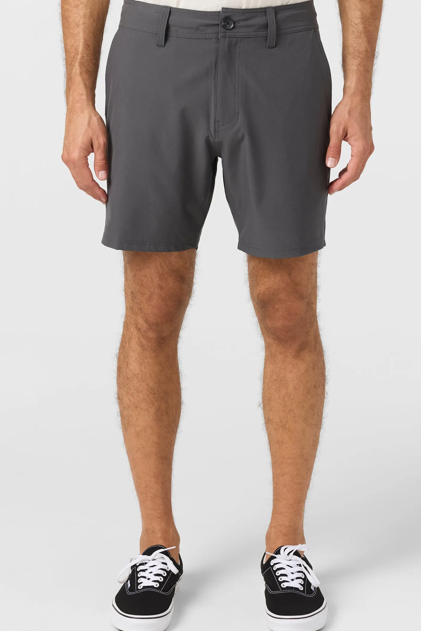 Reserve Solid 17" Hybrid Shorts
