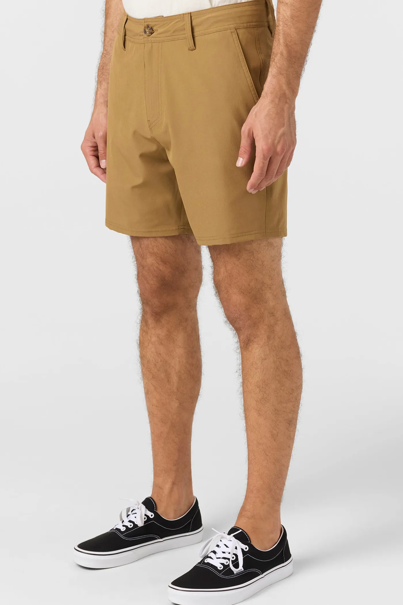 Reserve Solid 17" Hybrid Shorts