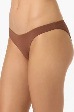 Saltwater Solids Rockley Medium Bottoms