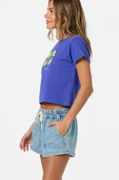 Shell Star Fitted Tee