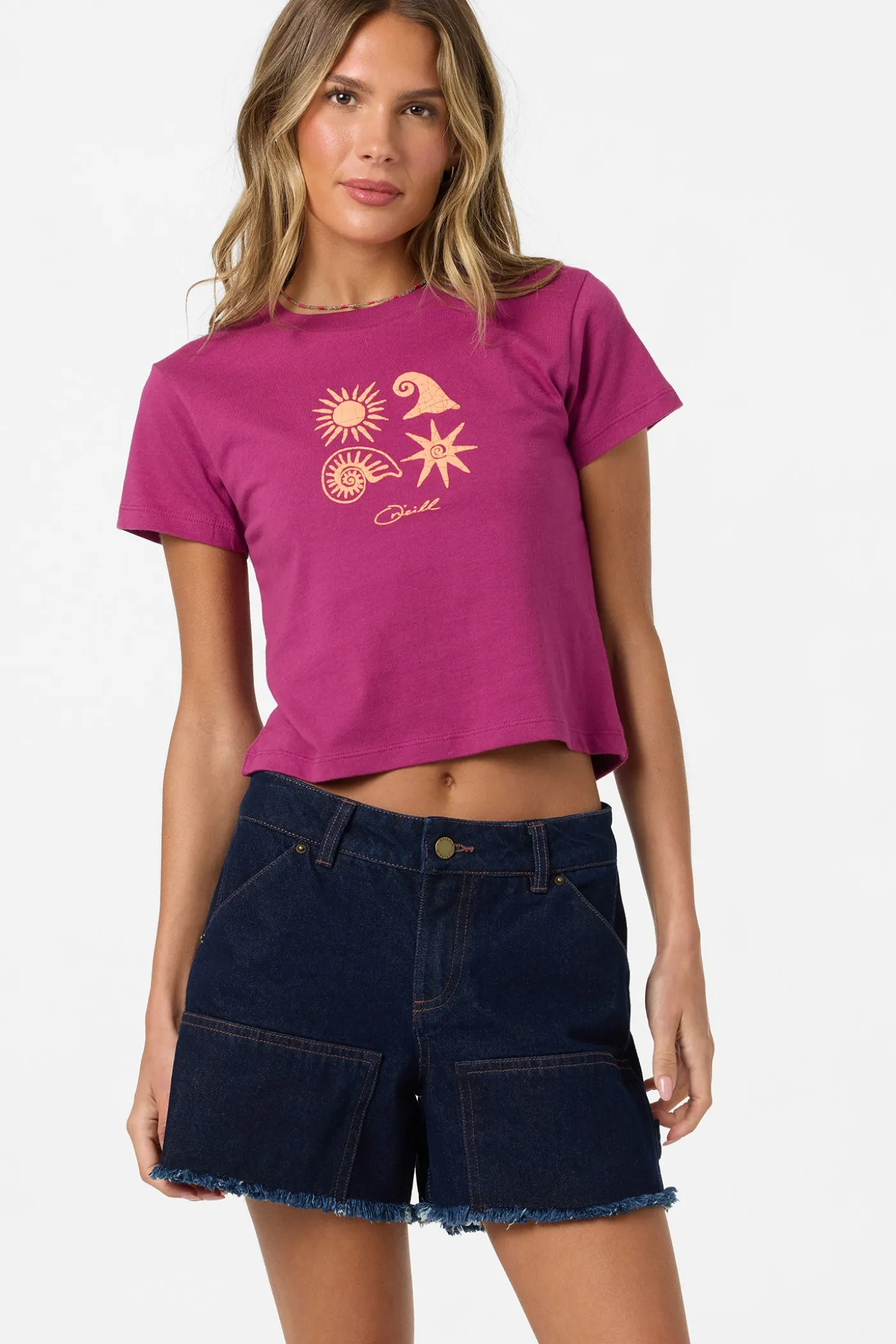 Shell Star Fitted Tee