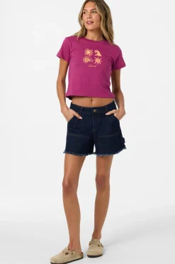 Shell Star Fitted Tee