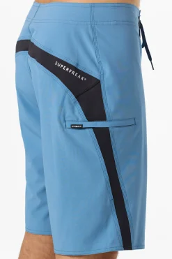 Superfreak Solid 21" Boardshorts
