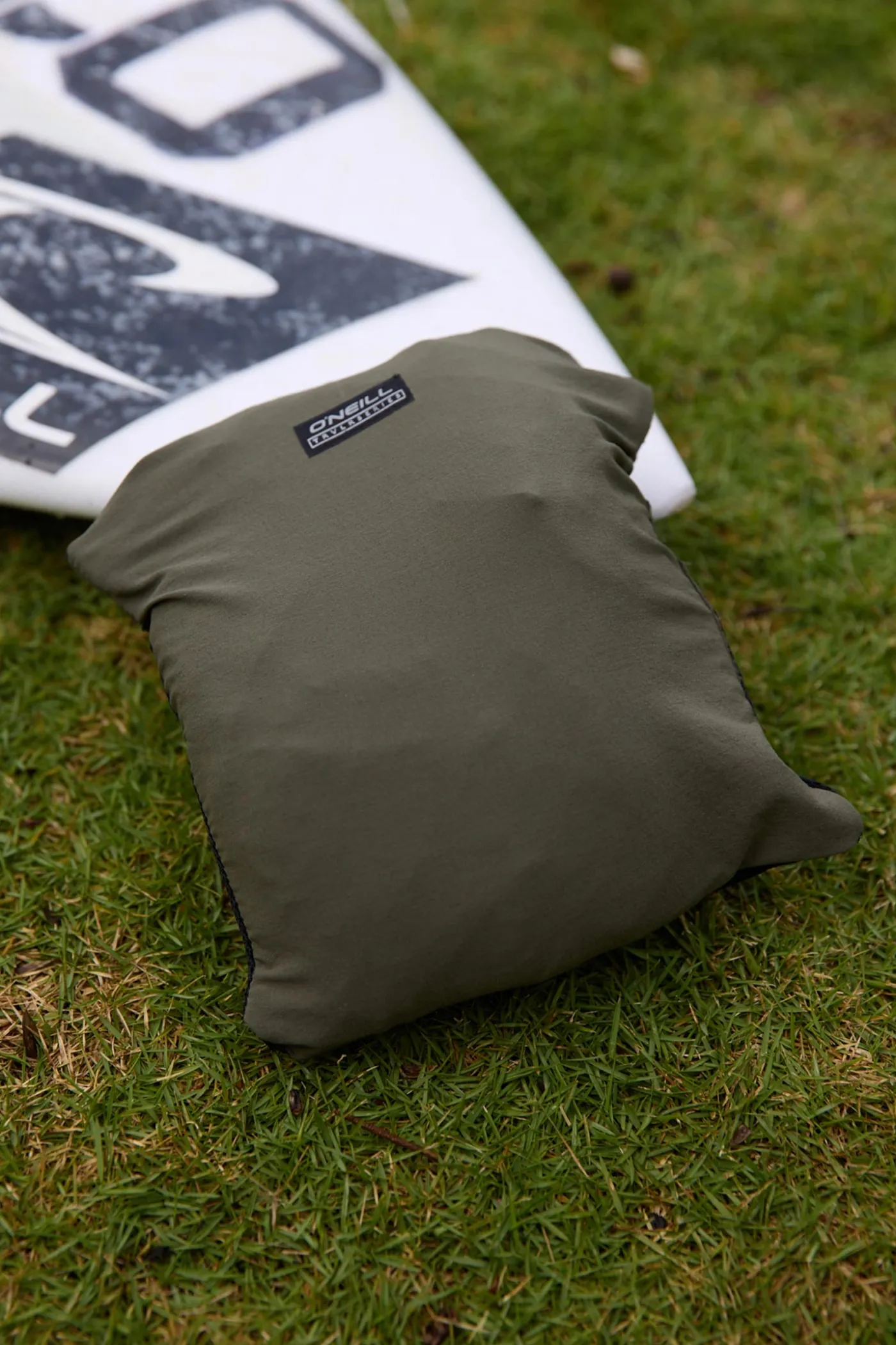 TRVLR Cargo 20" Hybrid Shorts