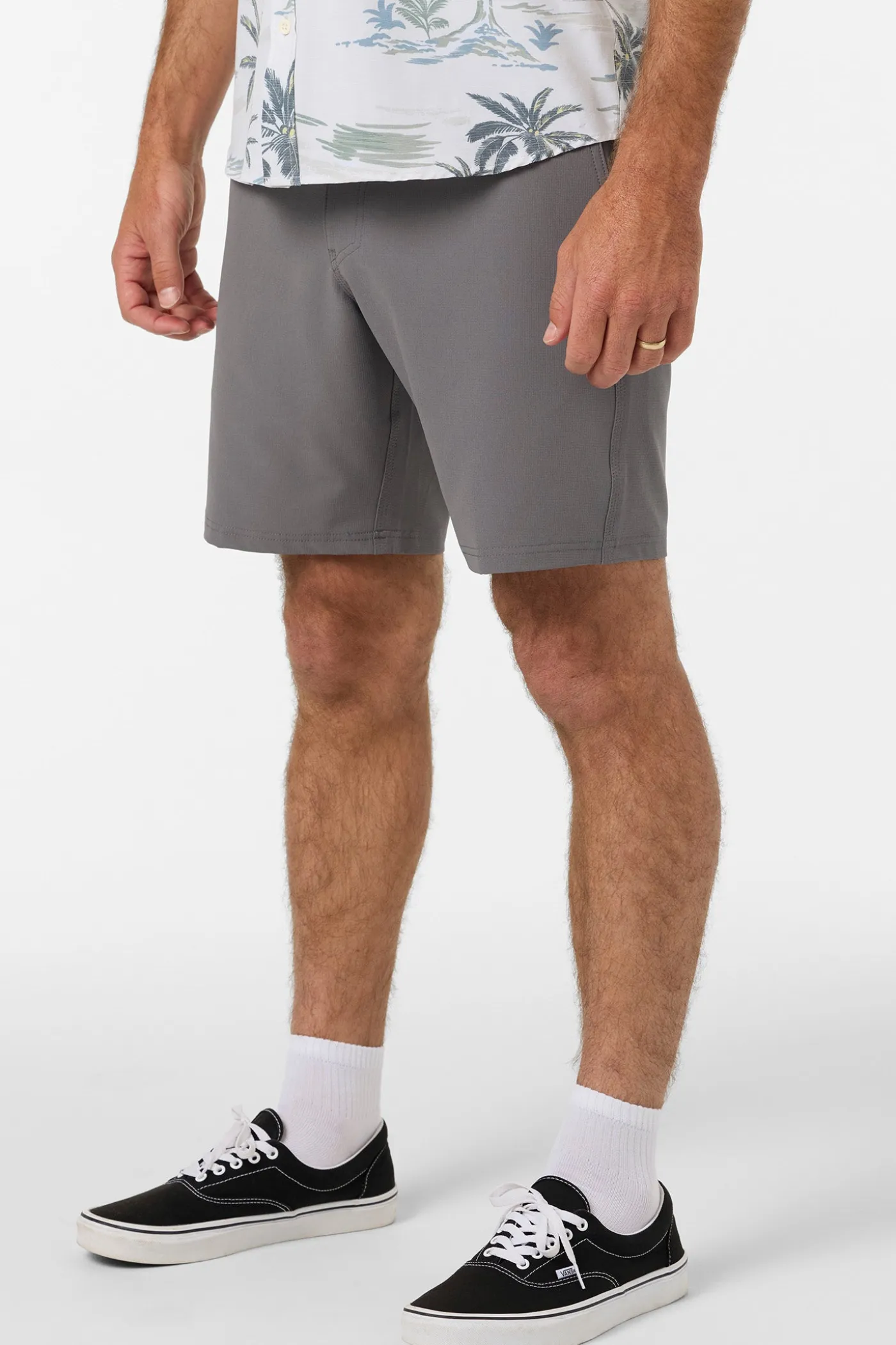 TRVLR Recon 18" Hybrid Shorts