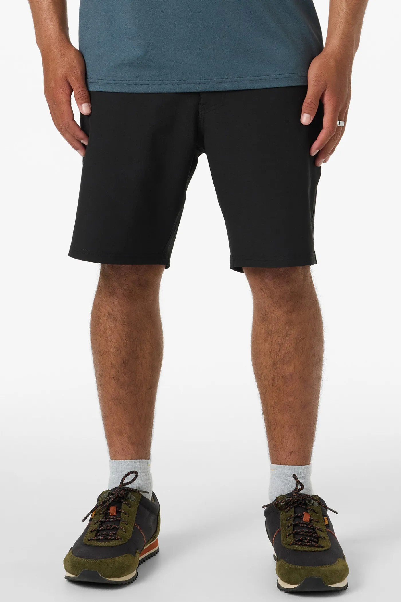 TRVLR Recon 18" Hybrid Shorts