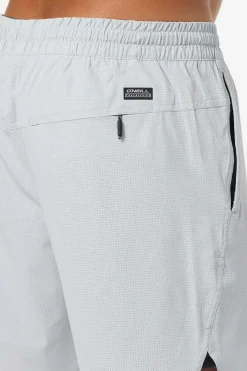 TRVLR Tech Lined 17" Hybrid Shorts
