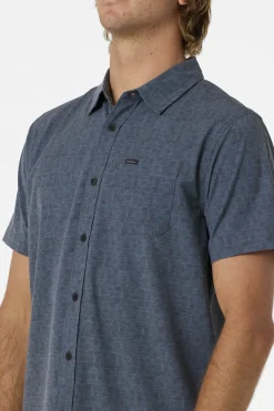TRVLR UPF Standard Fit Shirt
