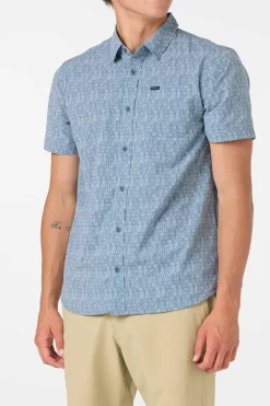 TRVLR UPF Standard Fit Shirt